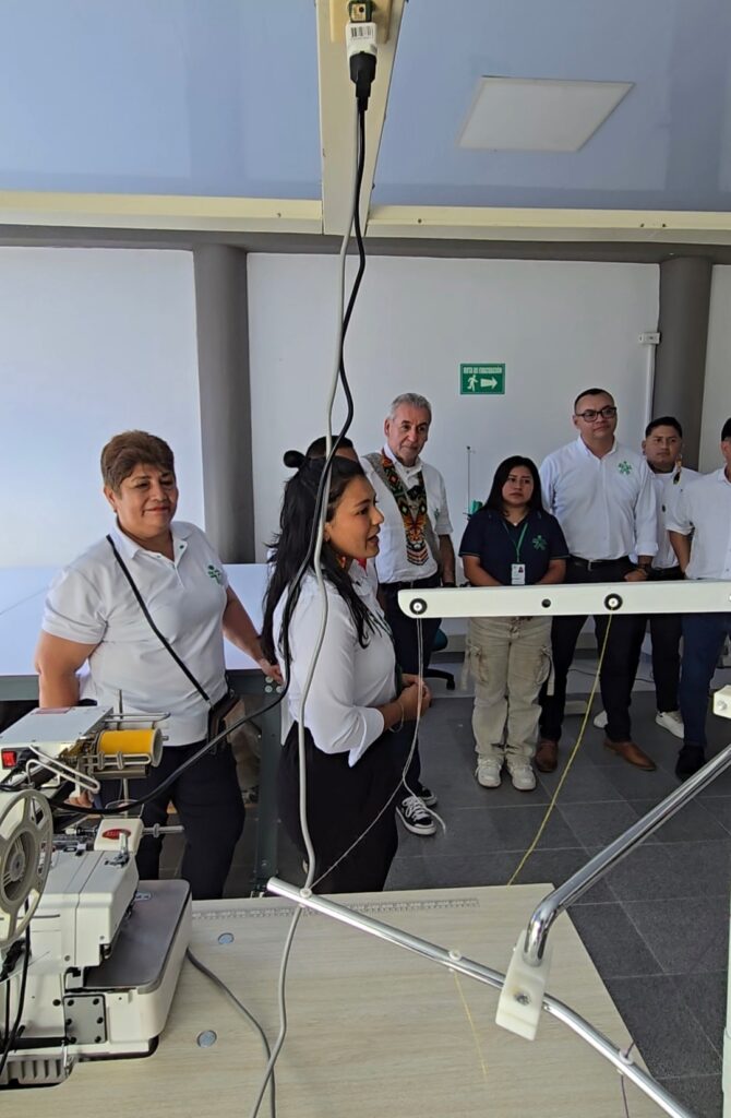 Picsart 25 11 12 09 41 30 478